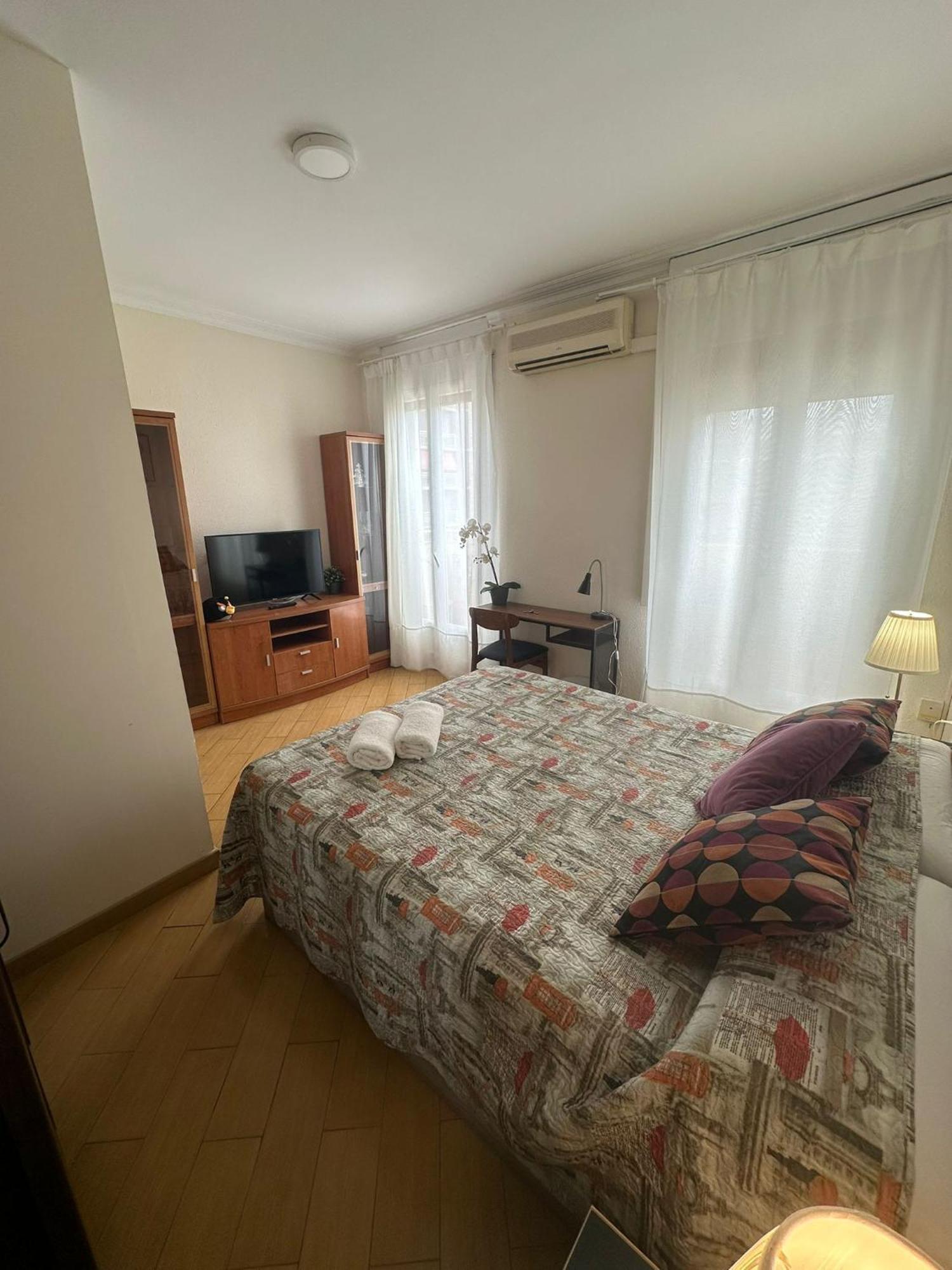 Acogedoras En Valencia Barcelona
